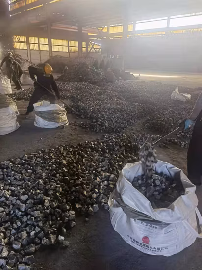 Ferromanganeso de carbono medio Mcfemn Femn75c2.0 Ferro manganeso